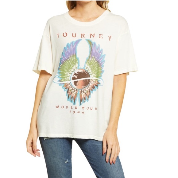 Daydreamer Journey World Tour Graphic Tee - Picture 9 of 9